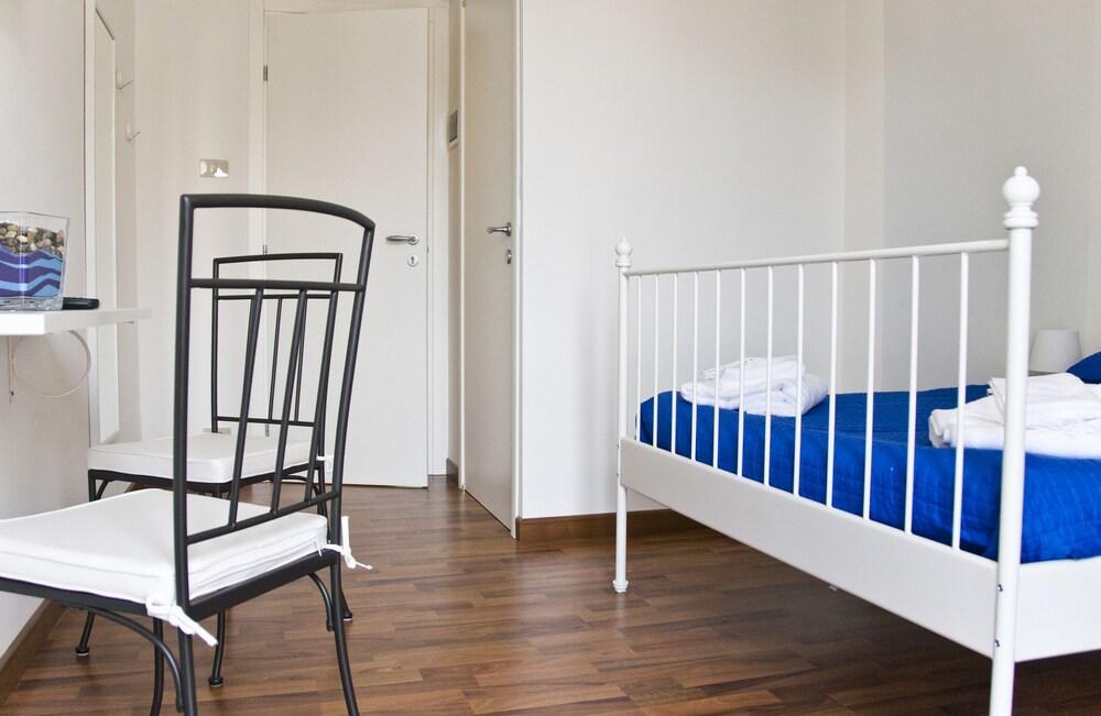 Zenzero & Cannella Boutique Rooms Триест Екстериор снимка