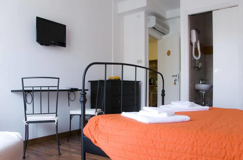 Zenzero & Cannella Boutique Rooms Триест Екстериор снимка