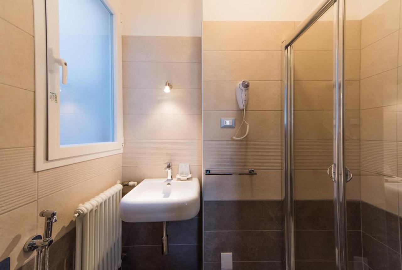 Zenzero & Cannella Boutique Rooms Триест Екстериор снимка